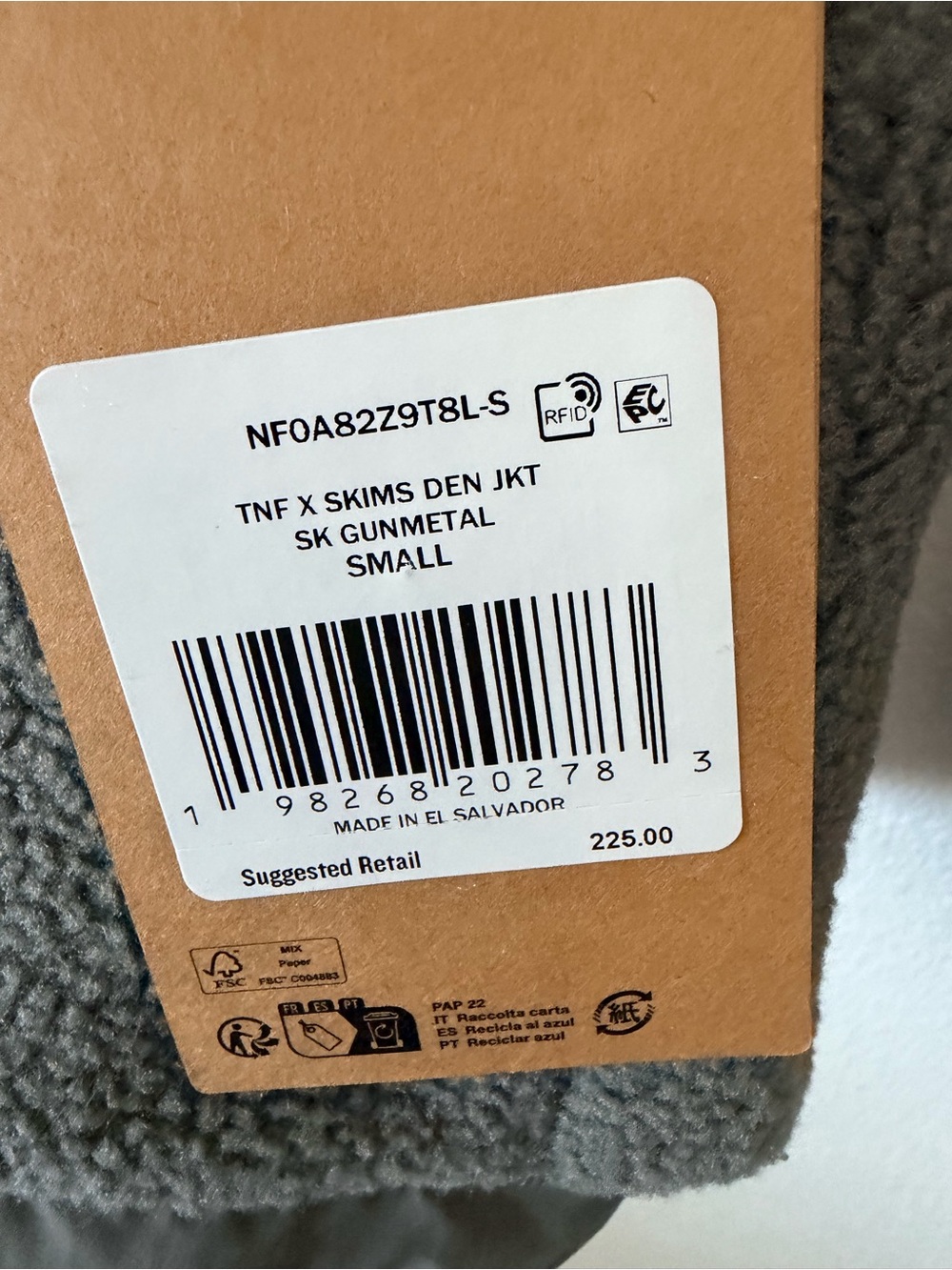 The Northface X Skims 1995 DENALI FLEECE JACKET unisex Gunmetal SMALL - Picture 6 of 7